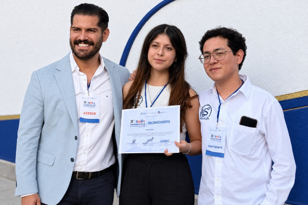 UACH gana premio nacional con anillo inteligente