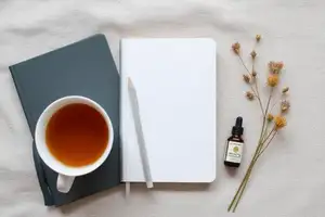 ¿Funcionan las flores de Bach para el pánico? Descubre qué dice la ciencia sobre el Remedio Rescate y cómo diferenciar entre el efecto placebo y un tratamiento médico efectivo hoy.