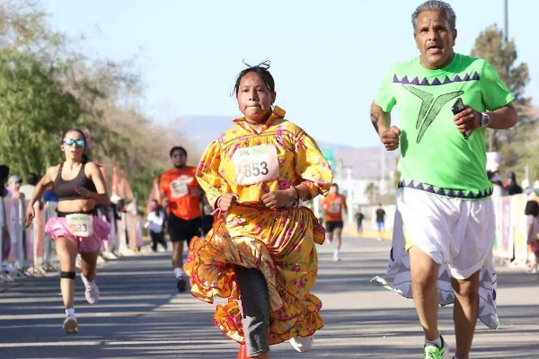 Chihuahua vive la gran fiesta deportiva del 21K Tarahumara