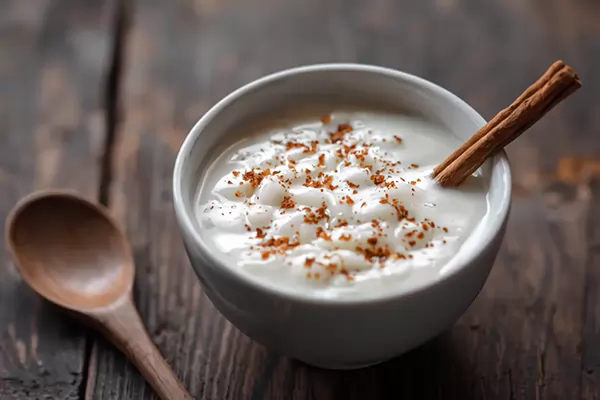 Aprende el secreto para un arroz con leche tradicional, suave y meloso. ¡Hazlo como los expertos!