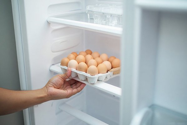 Todo lo que necesitas saber sobre cómo almacenar huevos está aquí. Consejos, advertencias de seguridad y la ciencia detrás de la frescura. ¡Haz clic para leer el artículo completo!